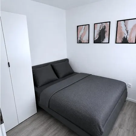 Apartamento 2-zimmer-wohnung Huerth-efferen Naehe *